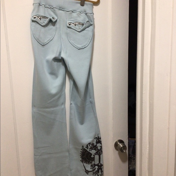 Institute Liberal Jog Suit - Picture 10 of 11